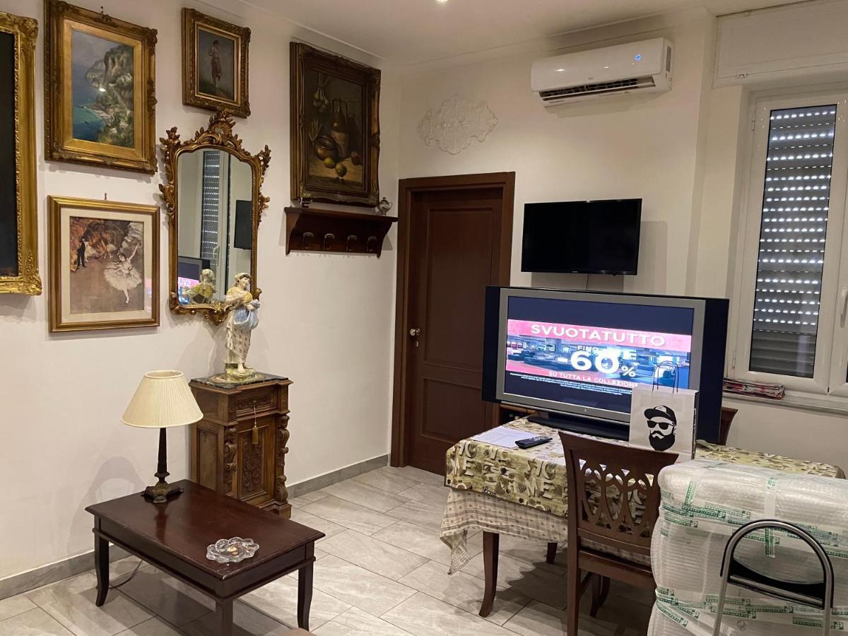 Casa Rosmery Apartment Neapel